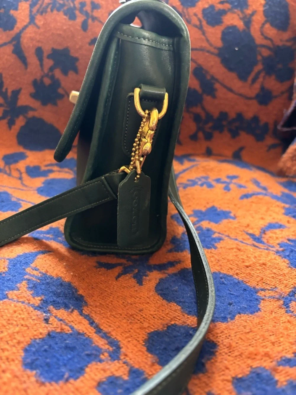 Coach bottle green leather court bag - Picture 4 of 9